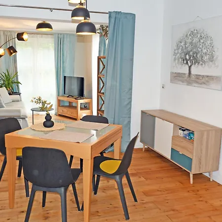 Appartement Ruhig Gelegene Mit Terrasse Nahe Dem Strelasund