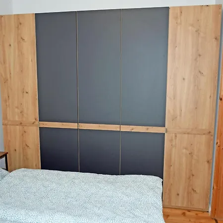 Appartement Ruhig Gelegene Mit Terrasse Nahe Dem Strelasund